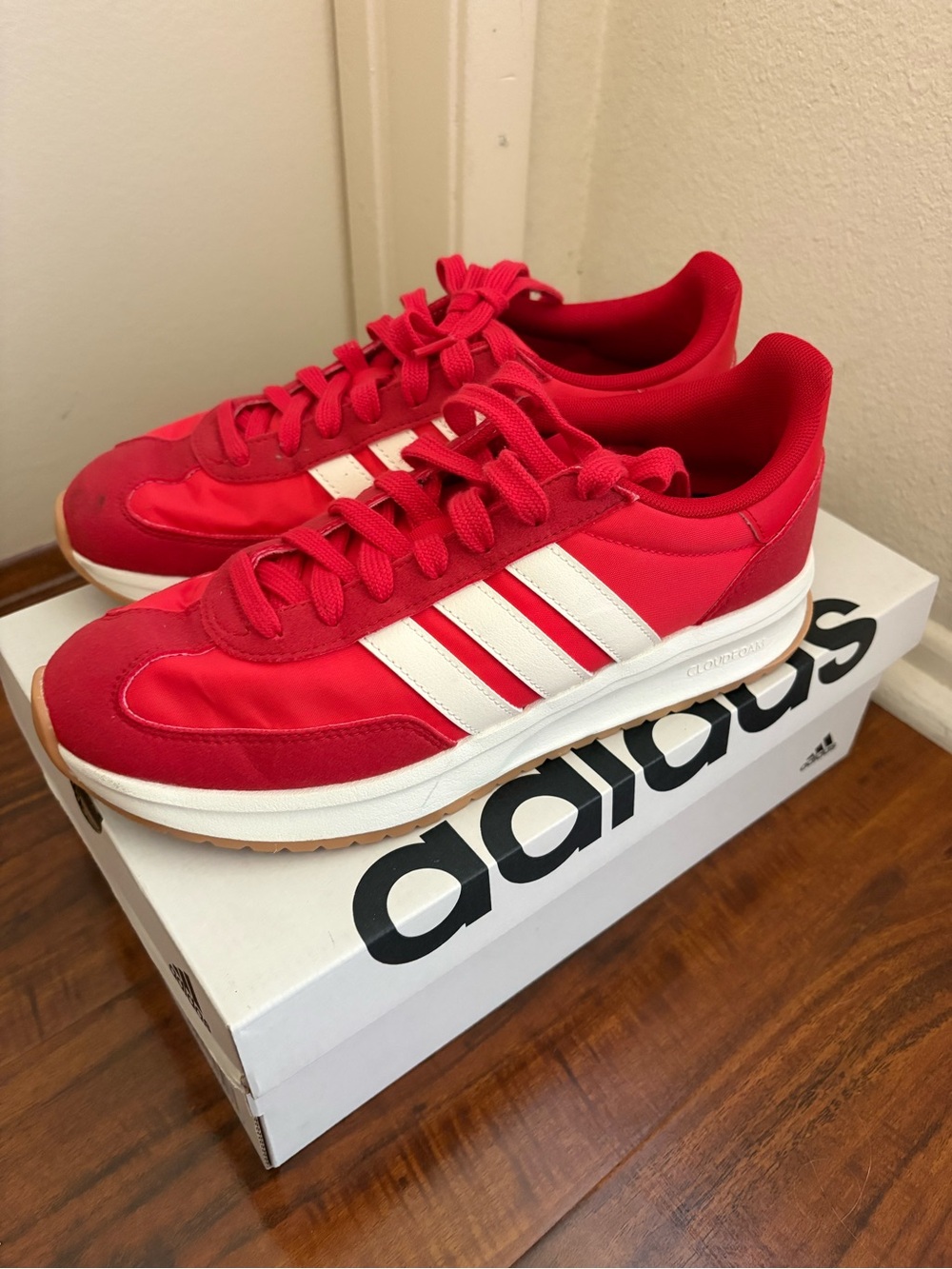 Adidas red Run 70s 2.0